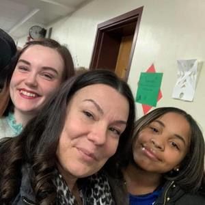 Meet your Posher, Toni